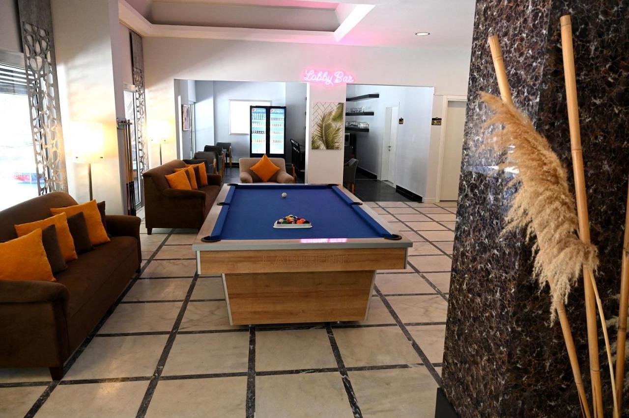 Roxx Royal Hotel كوشاداسيه المظهر الخارجي الصورة