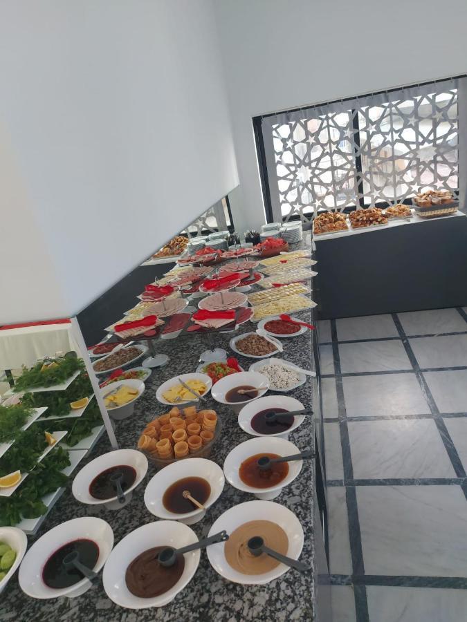 Roxx Royal Hotel كوشاداسيه المظهر الخارجي الصورة
