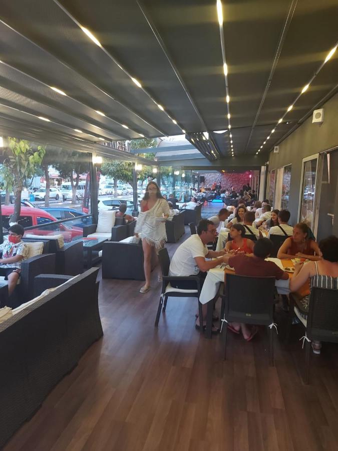 Roxx Royal Hotel كوشاداسيه المظهر الخارجي الصورة